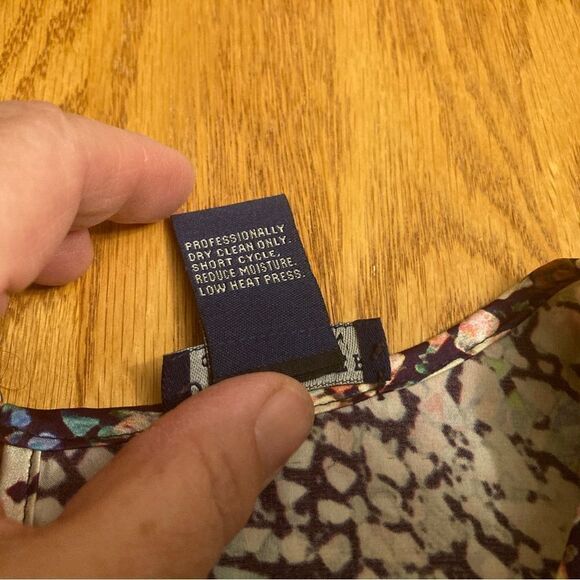Doncaster Sleeveless Silk Top - Picture 7 of 7